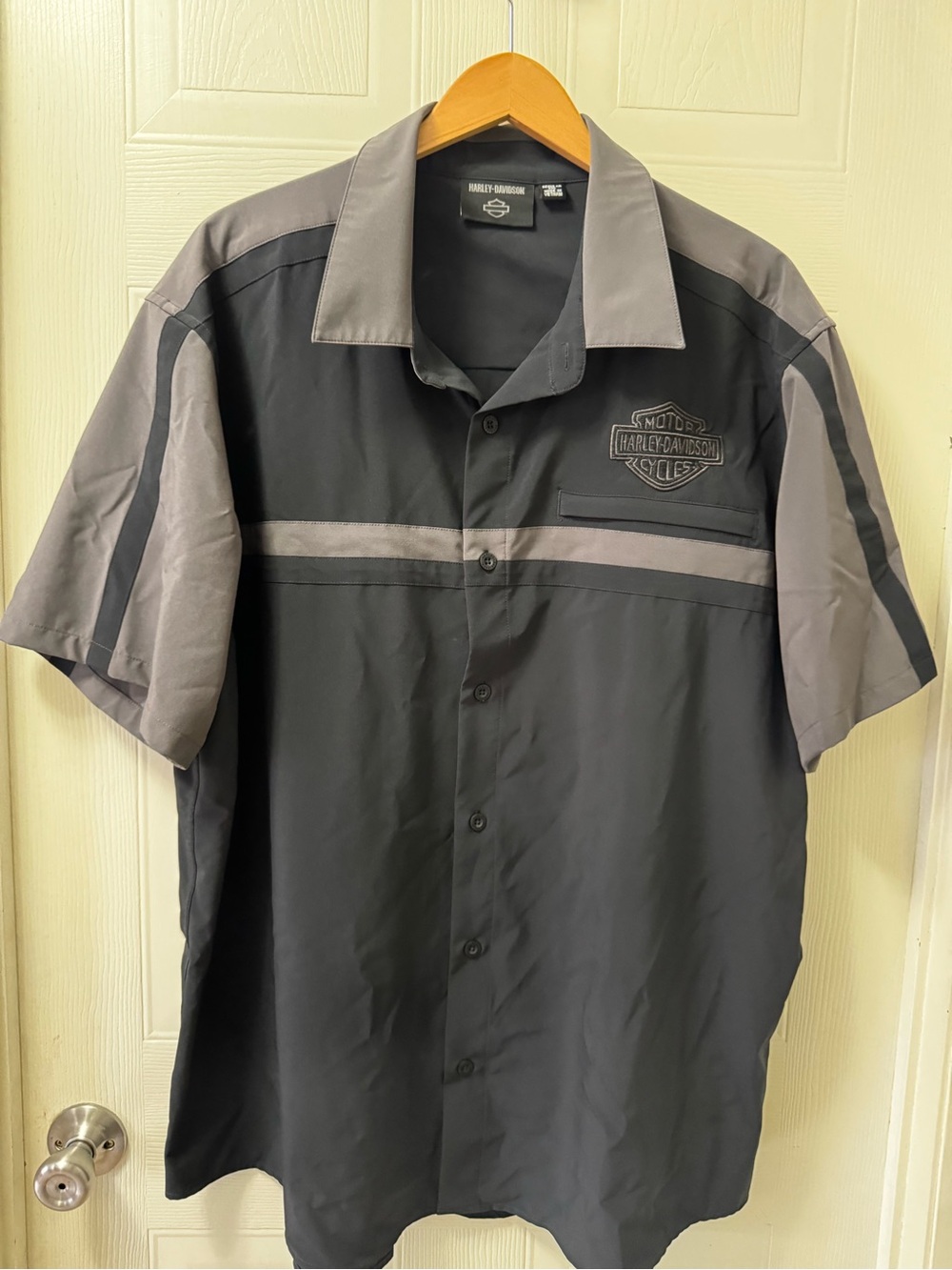 Harley-Davidson Two-Tone Black and Gray Short-Sleeve Button-Down Shirt